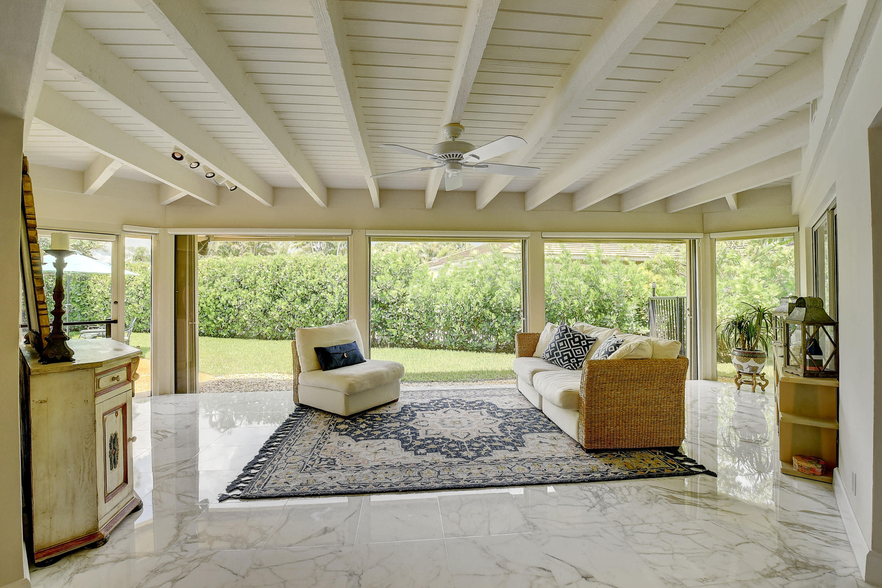 624 W Lakewoode Circle