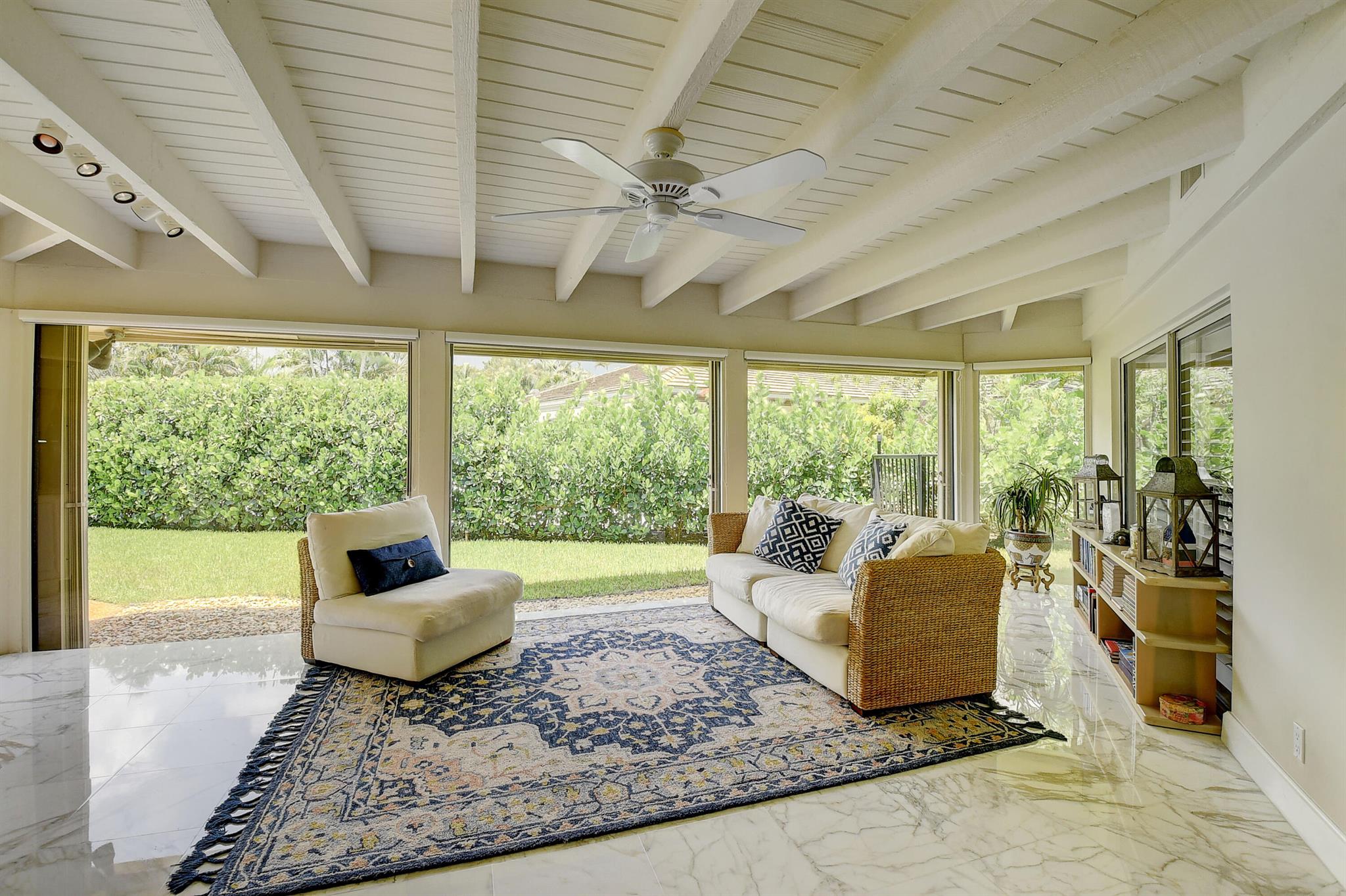 624 W Lakewoode Circle