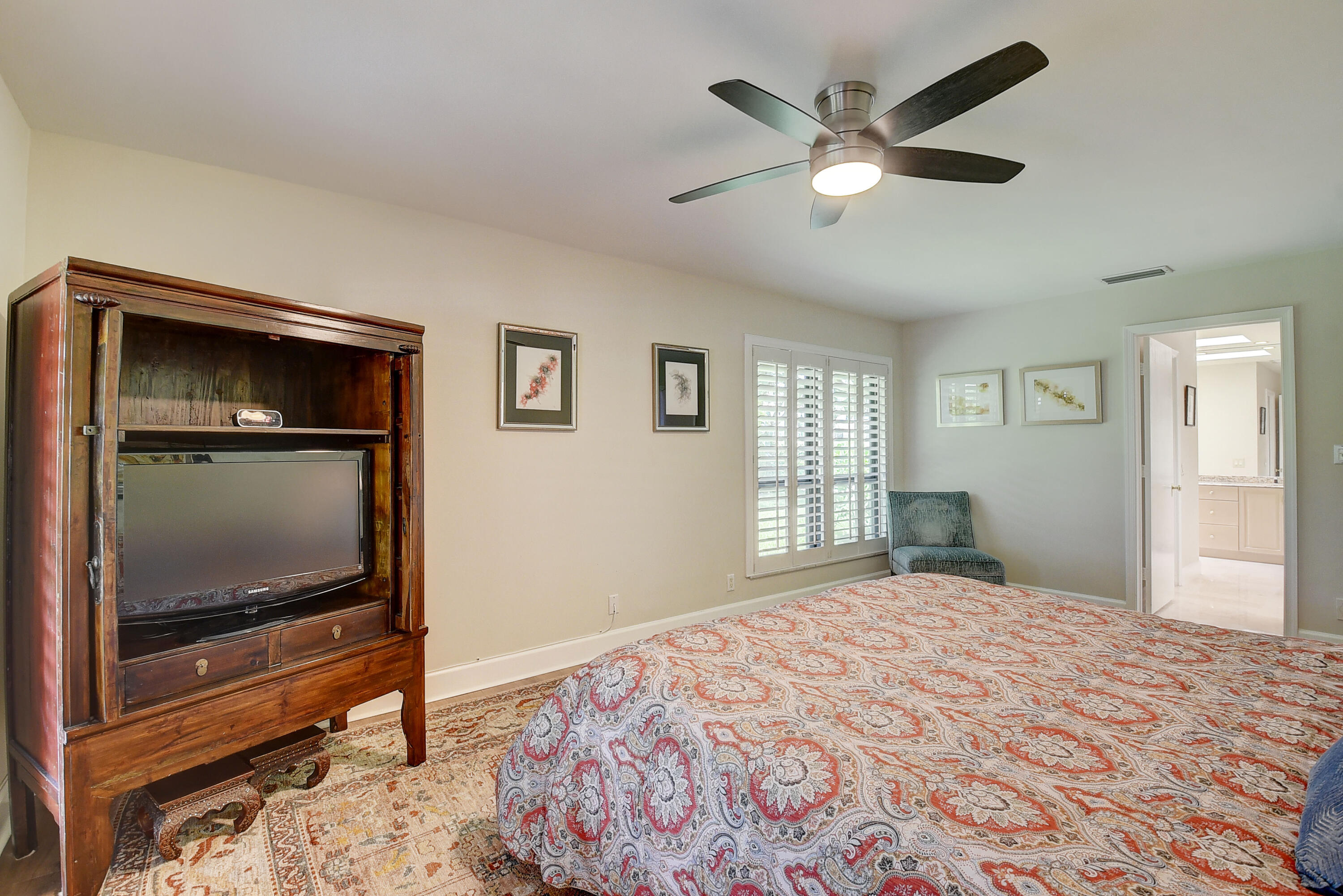 624 W Lakewoode Circle