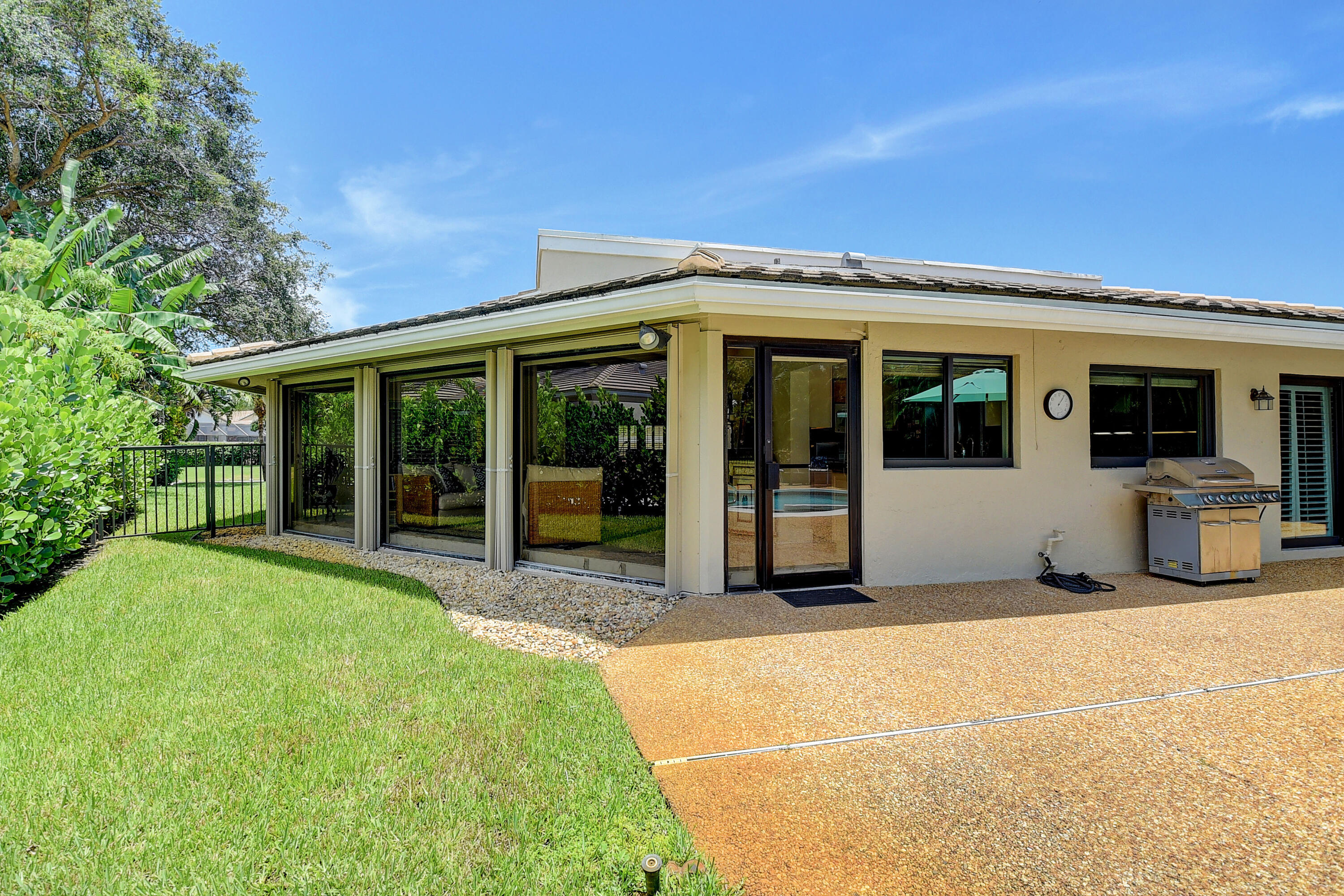 624 W Lakewoode Circle