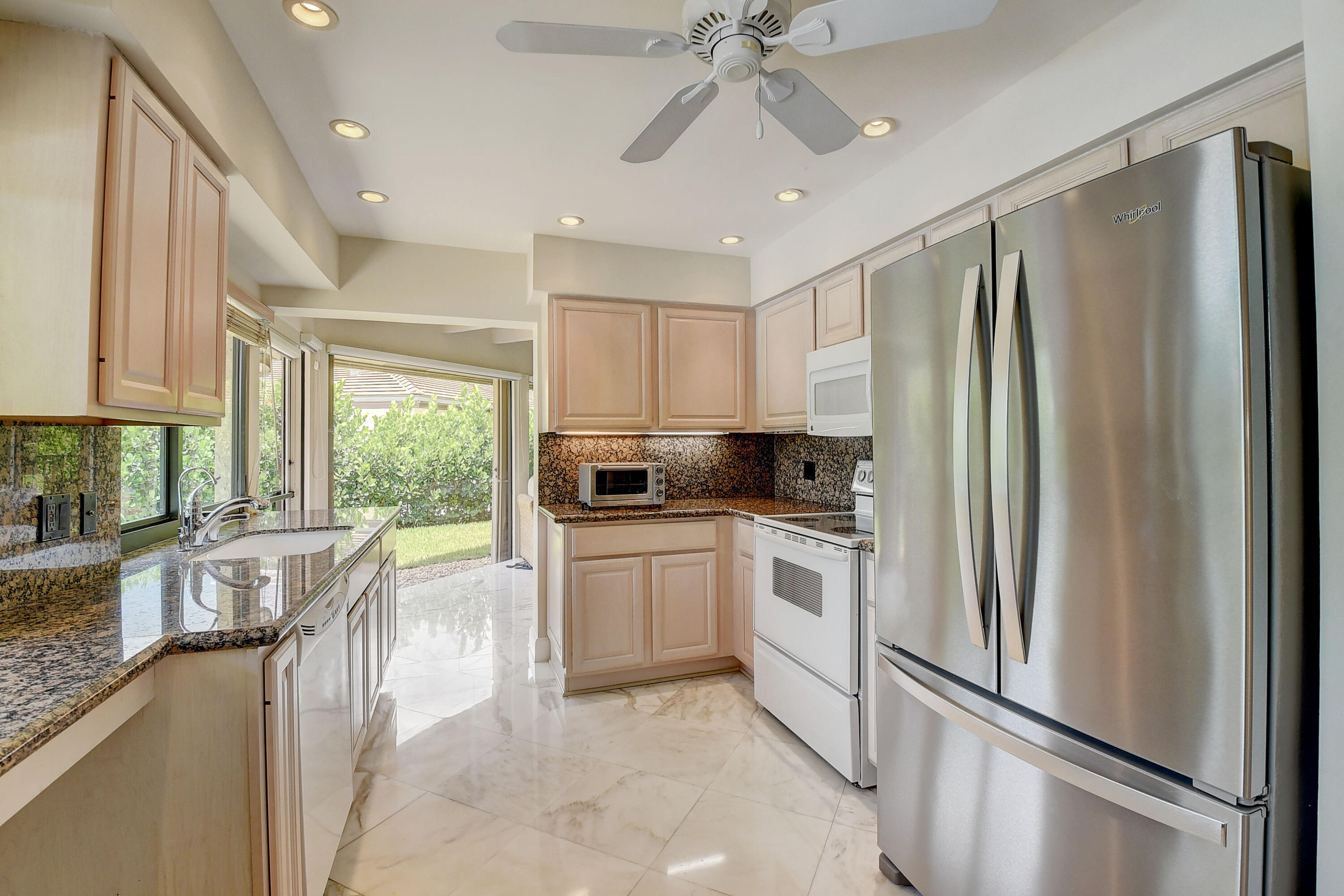 624 W Lakewoode Circle