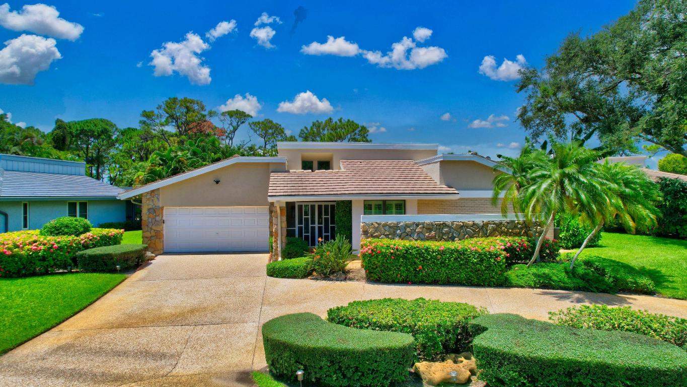 624 W Lakewoode Circle