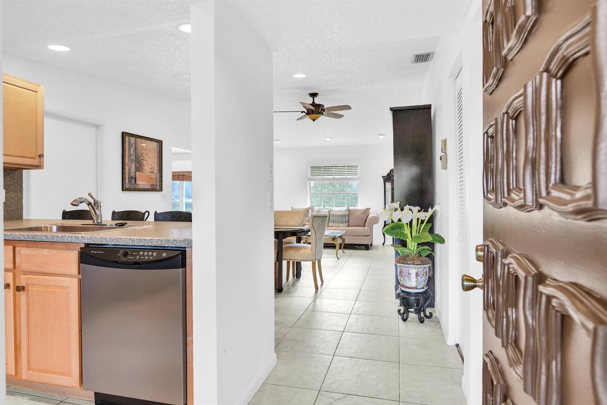 16004 Laurel Oak Circle