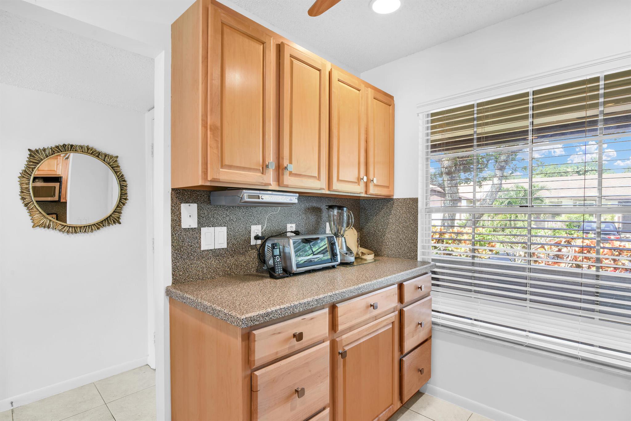 16004 Laurel Oak Circle