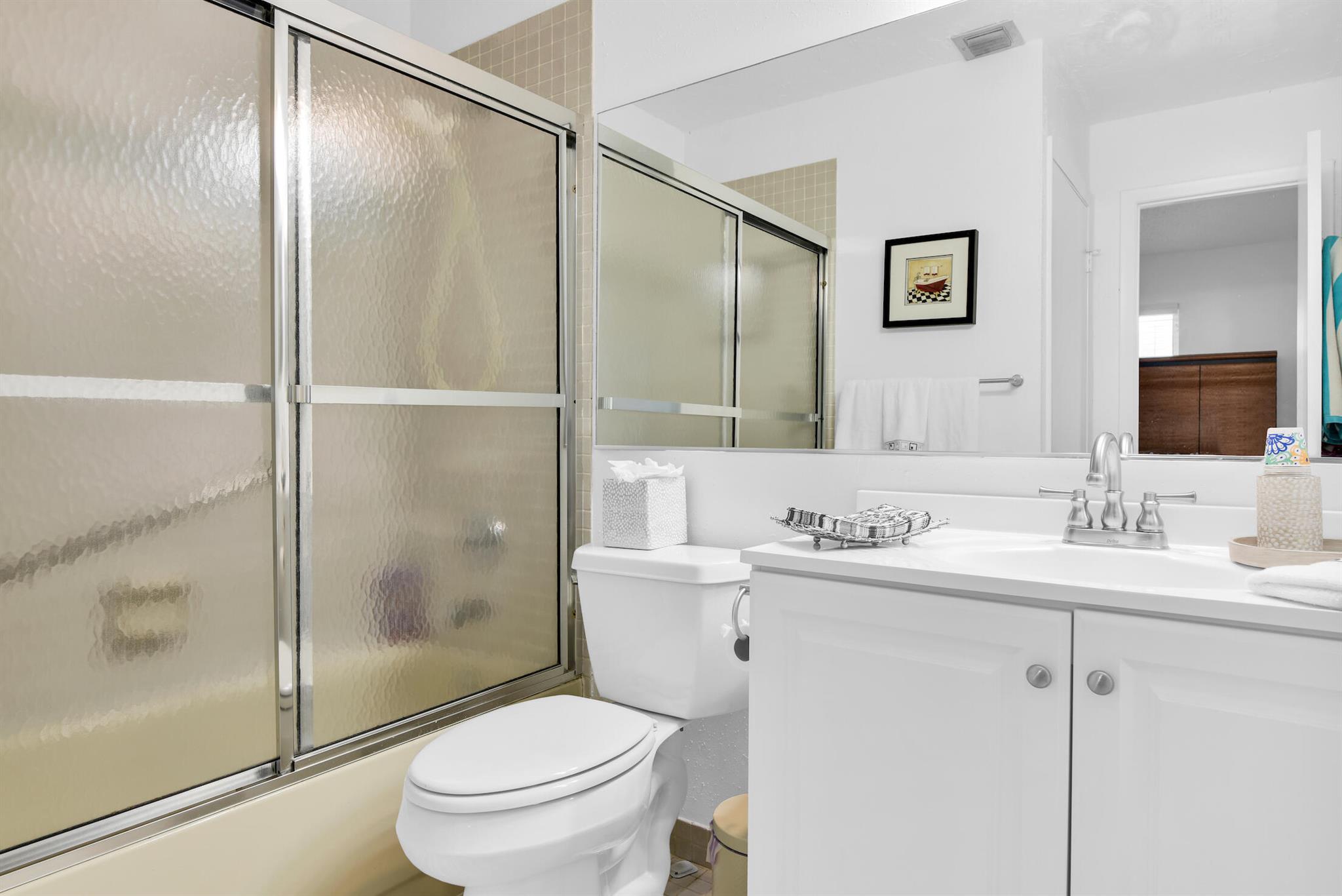 16004 Laurel Oak Circle