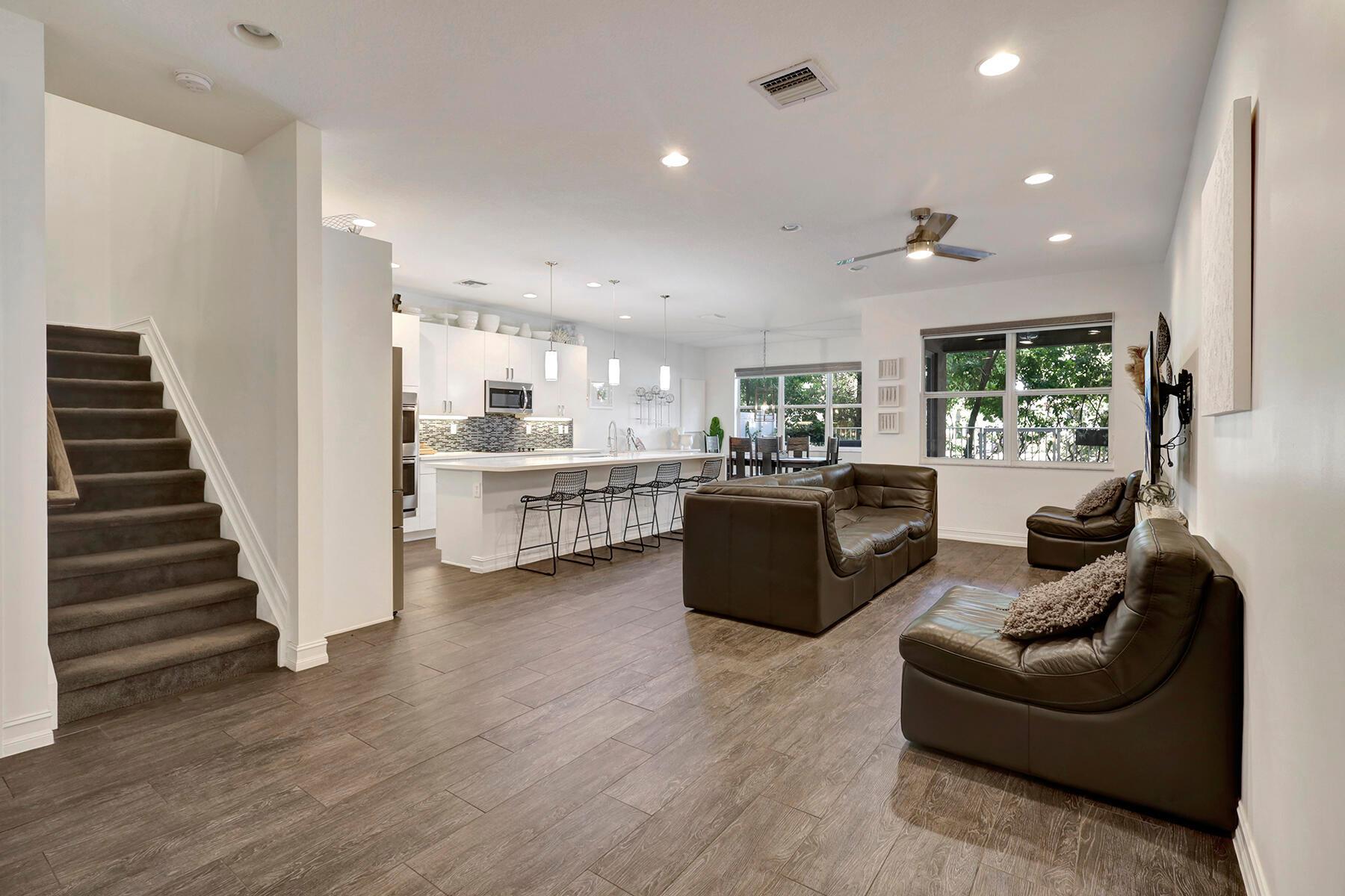 100 NW 69th Circle 132