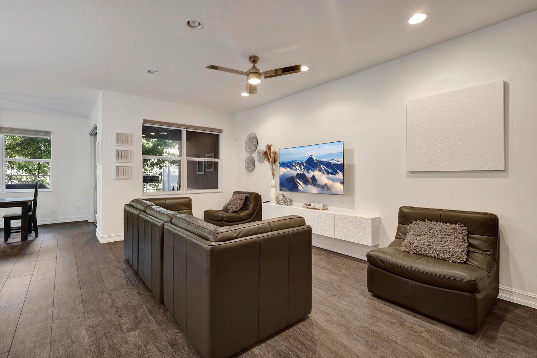 100 NW 69th Circle 132