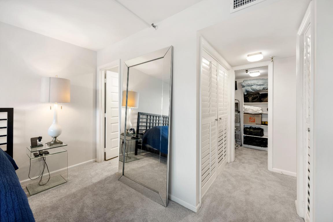 899 Jeffery Street 108