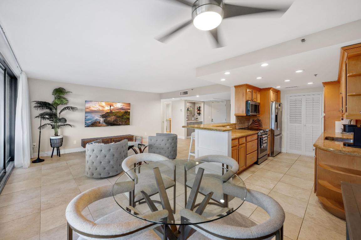 899 Jeffery Street 108