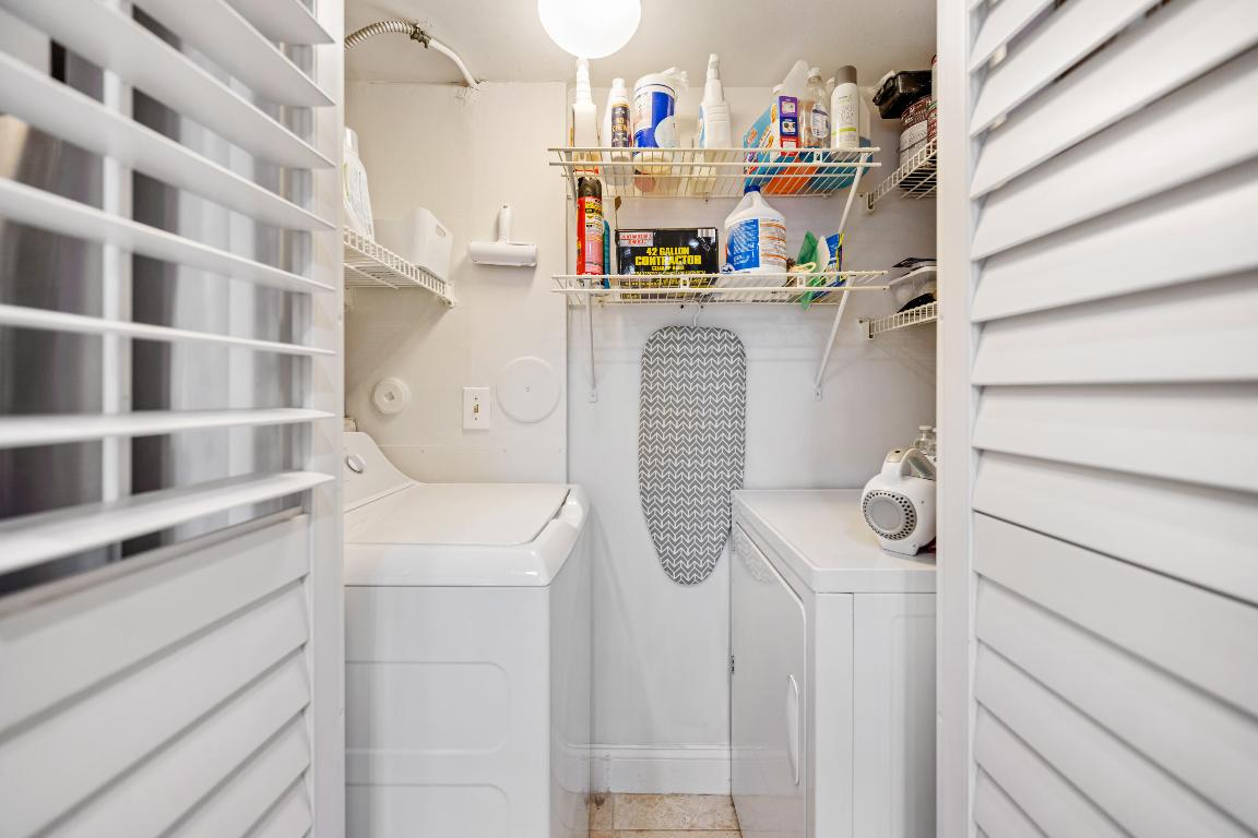 899 Jeffery Street 108