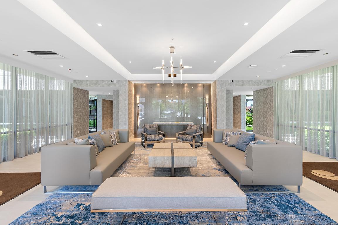 899 Jeffery Street 108