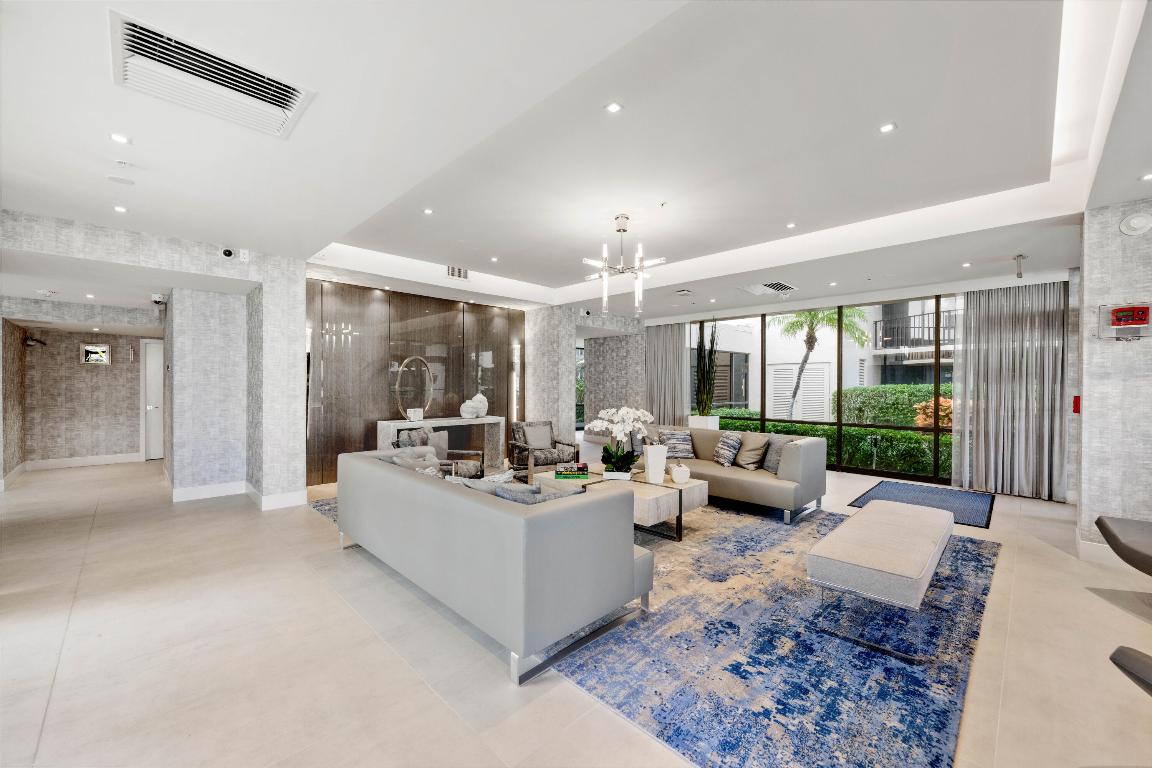 899 Jeffery Street 108