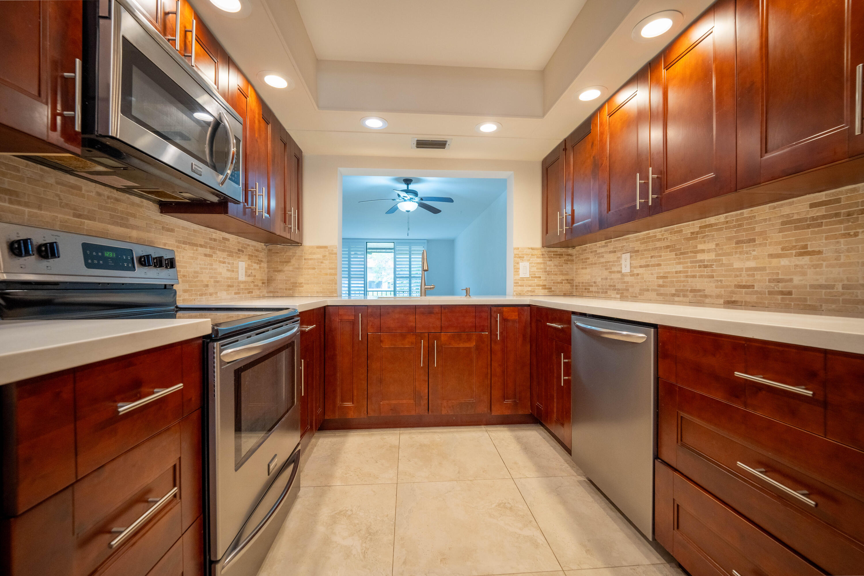 1850 Homewood Boulevard 114