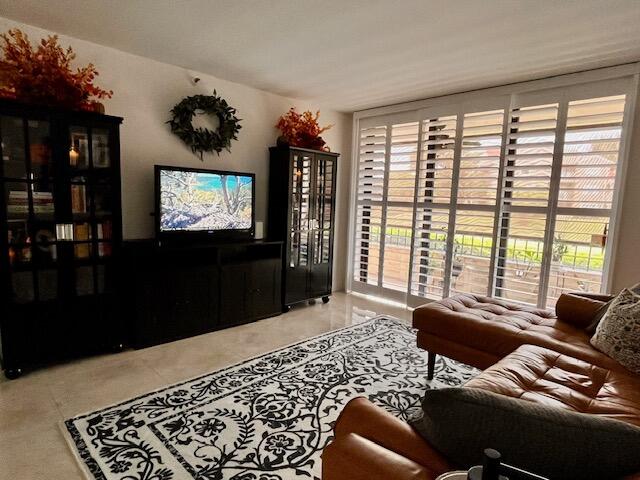 1850 Homewood Boulevard 114