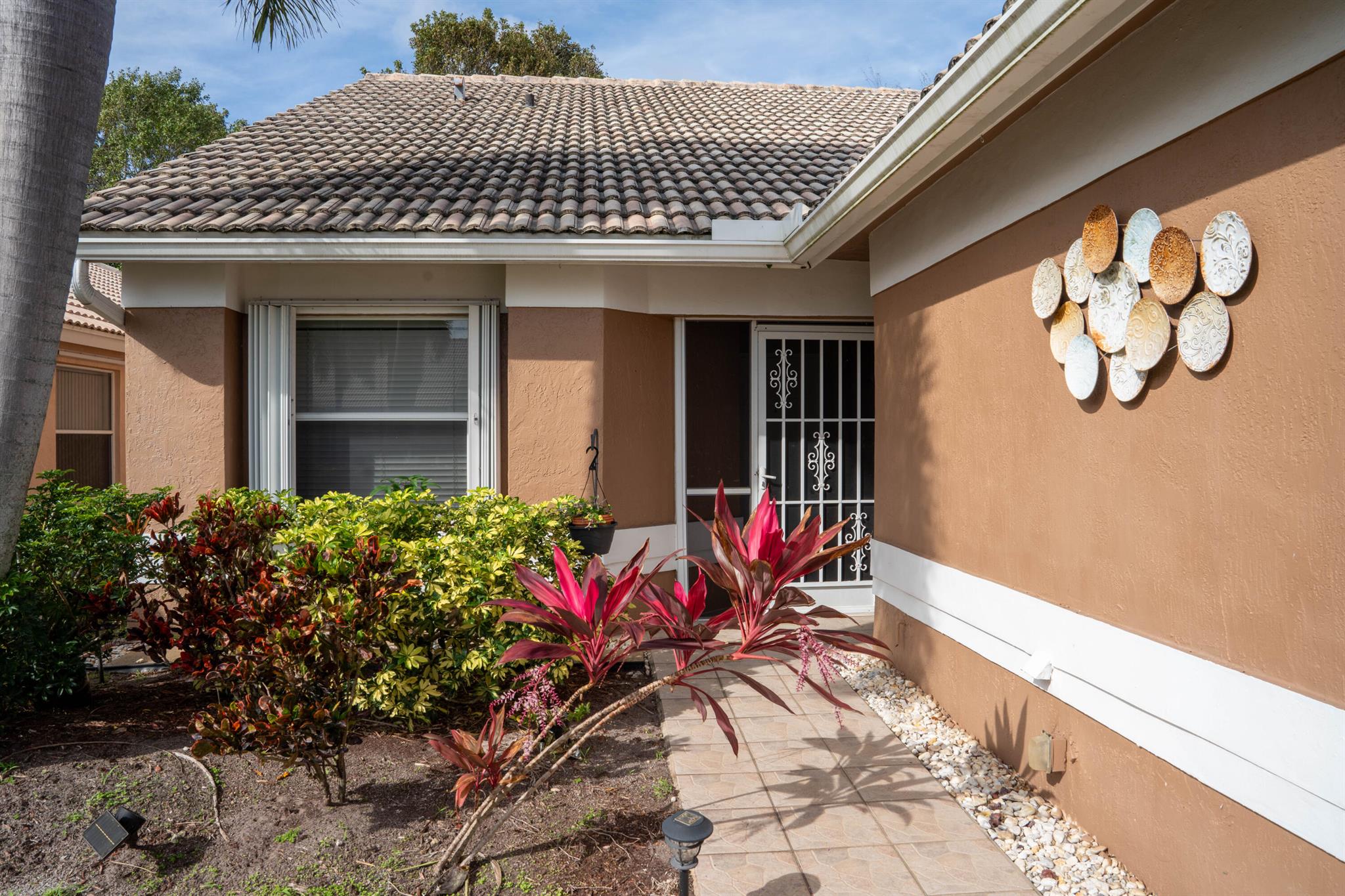 12882 Hampton Lakes Circle