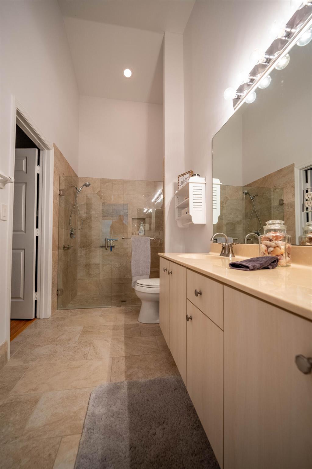 12882 Hampton Lakes Circle