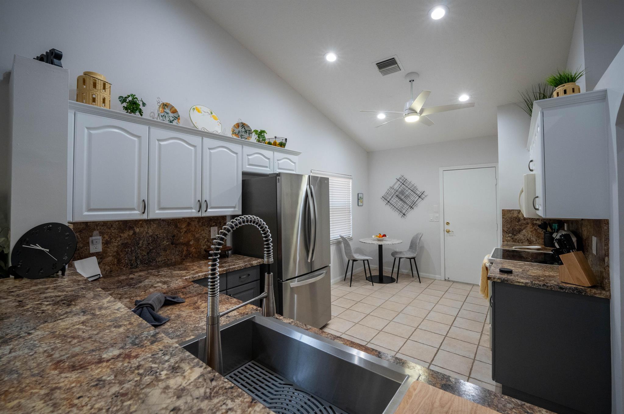 12882 Hampton Lakes Circle