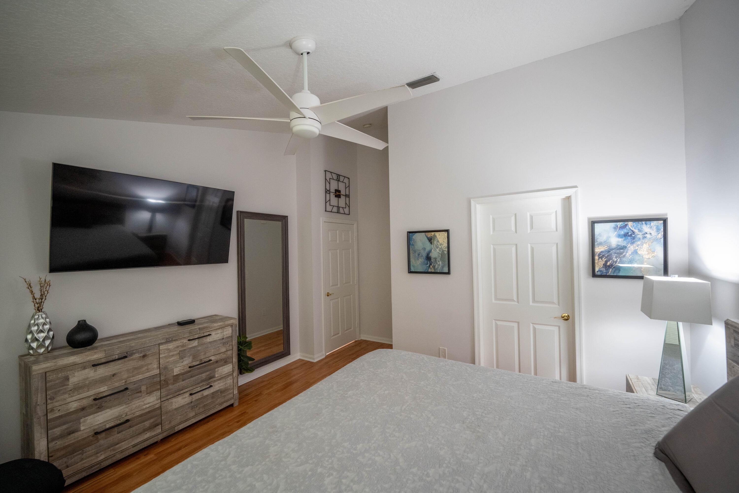 12882 Hampton Lakes Circle