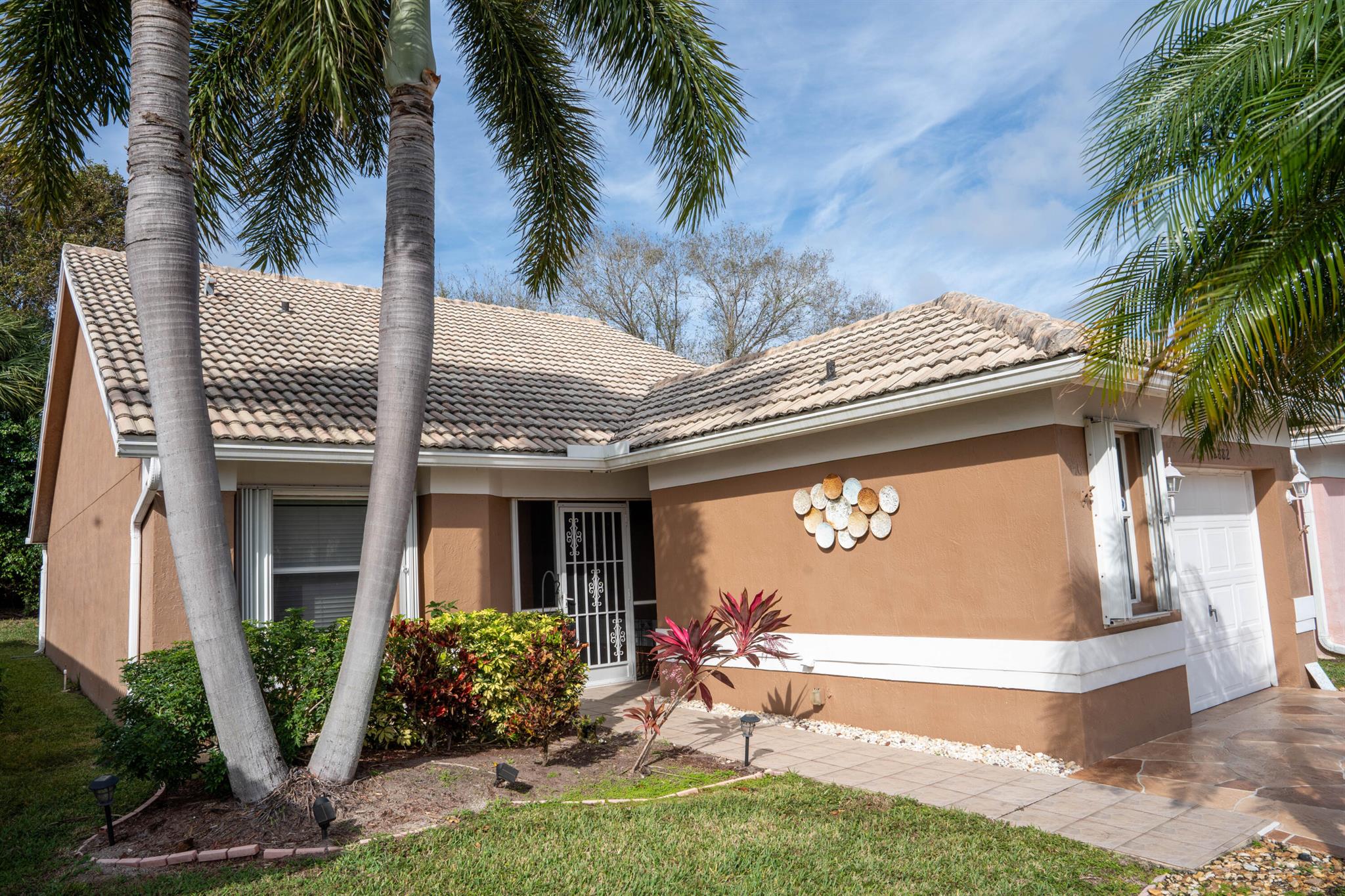 12882 Hampton Lakes Circle