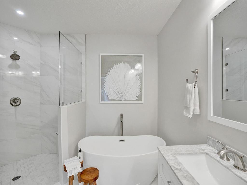 1505 Coastal Bay Boulevard