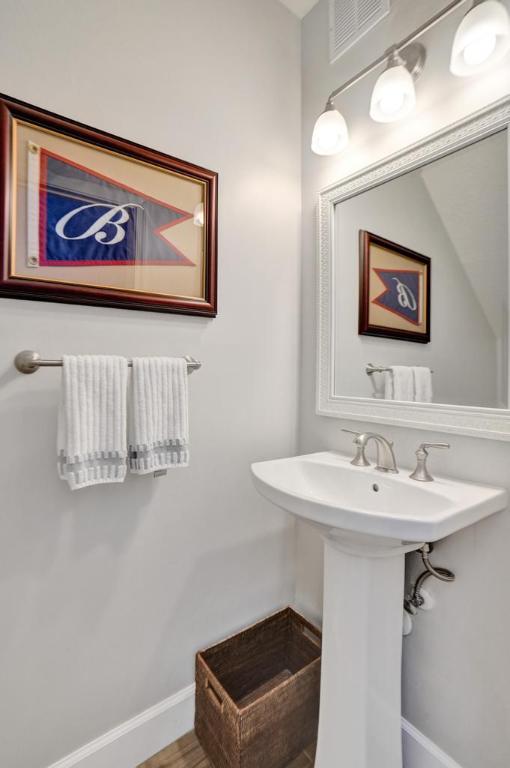 1505 Coastal Bay Boulevard