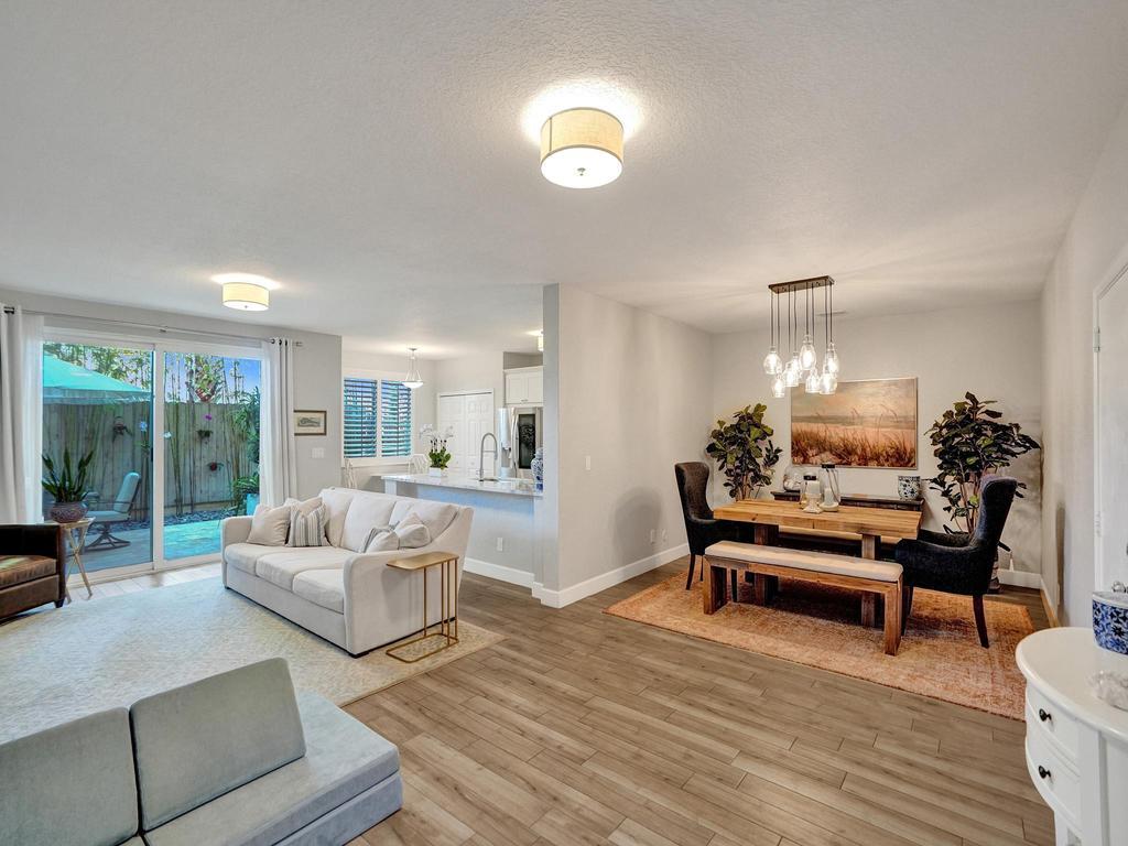 1505 Coastal Bay Boulevard