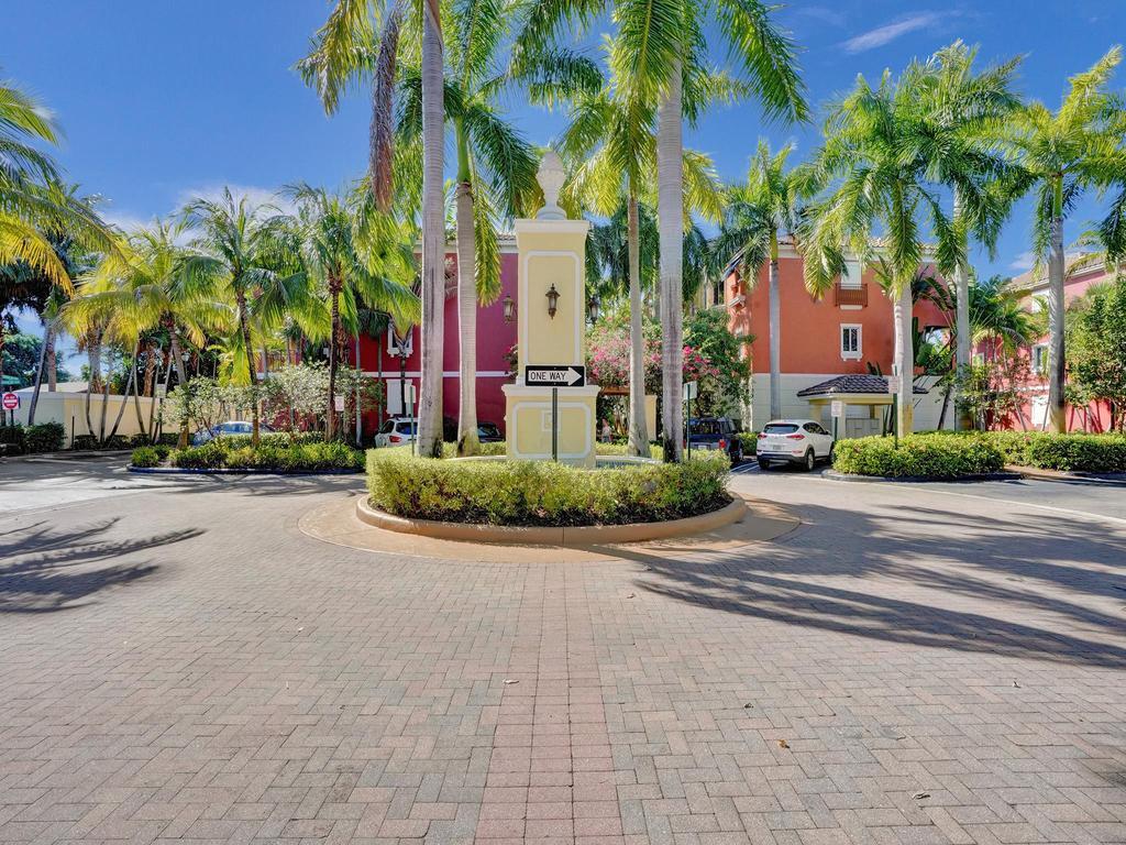 1505 Coastal Bay Boulevard