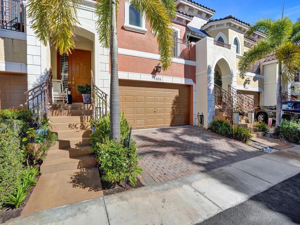 1505 Coastal Bay Boulevard