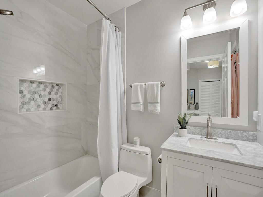 1505 Coastal Bay Boulevard