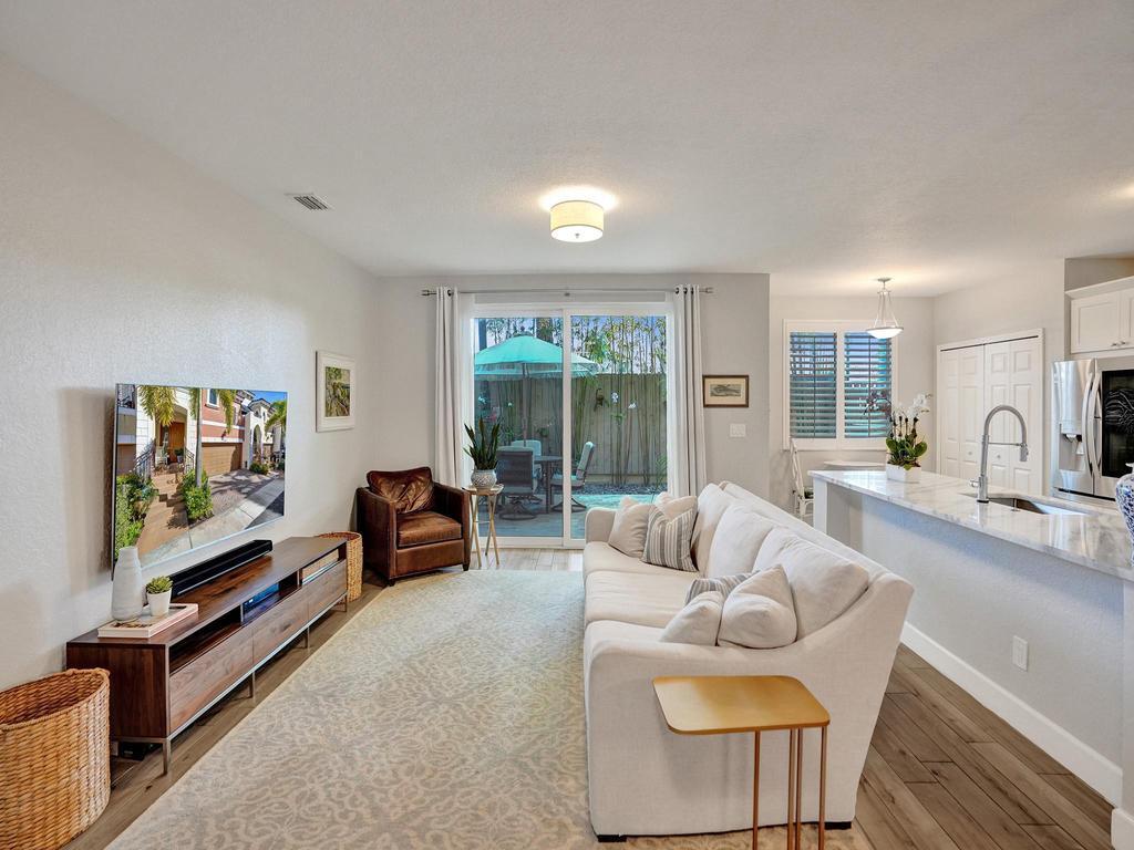 1505 Coastal Bay Boulevard