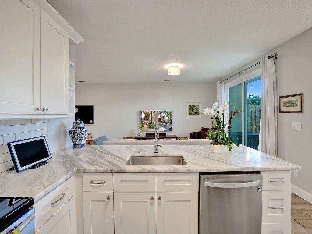 1505 Coastal Bay Boulevard