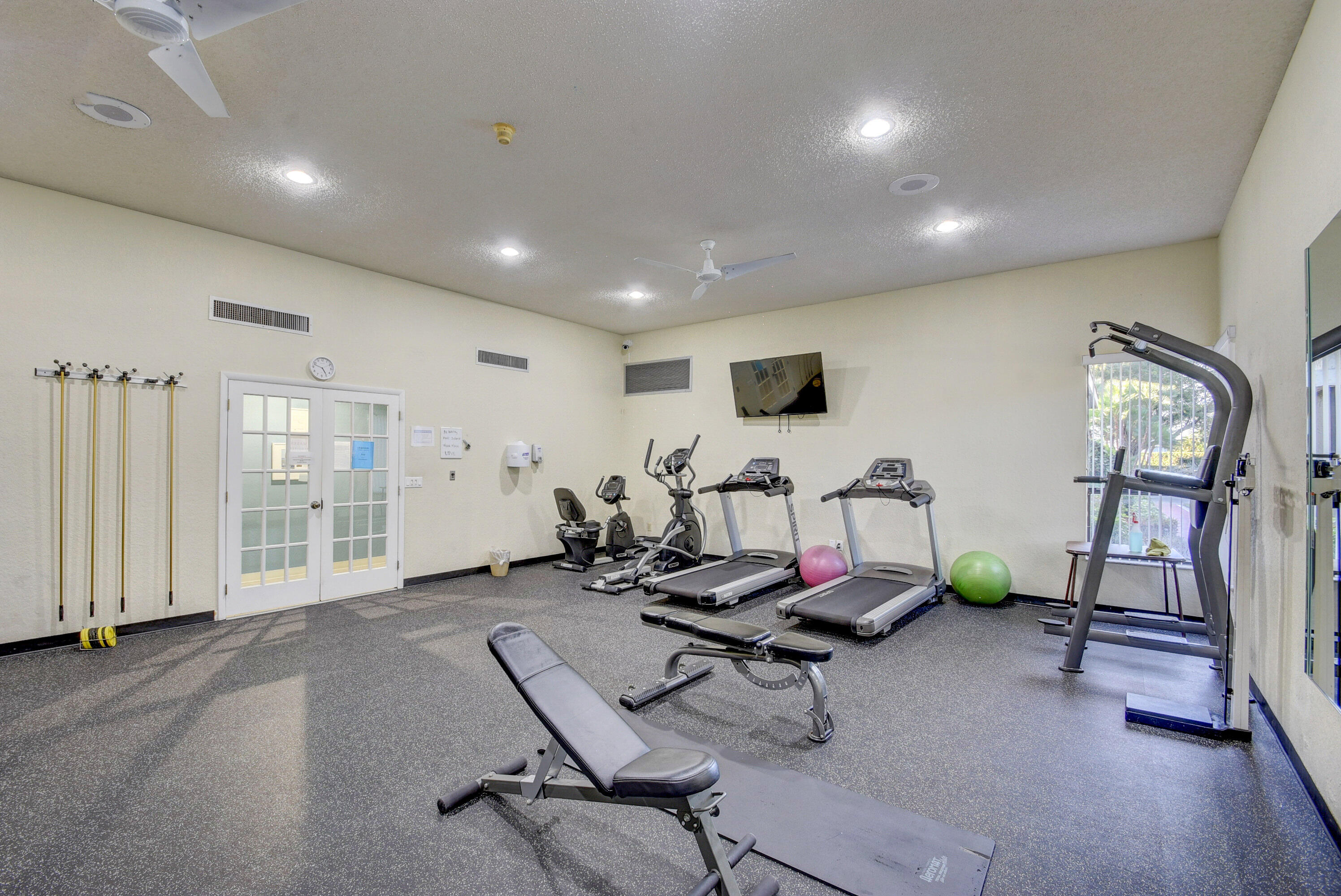 2070 Homewood Boulevard 5170