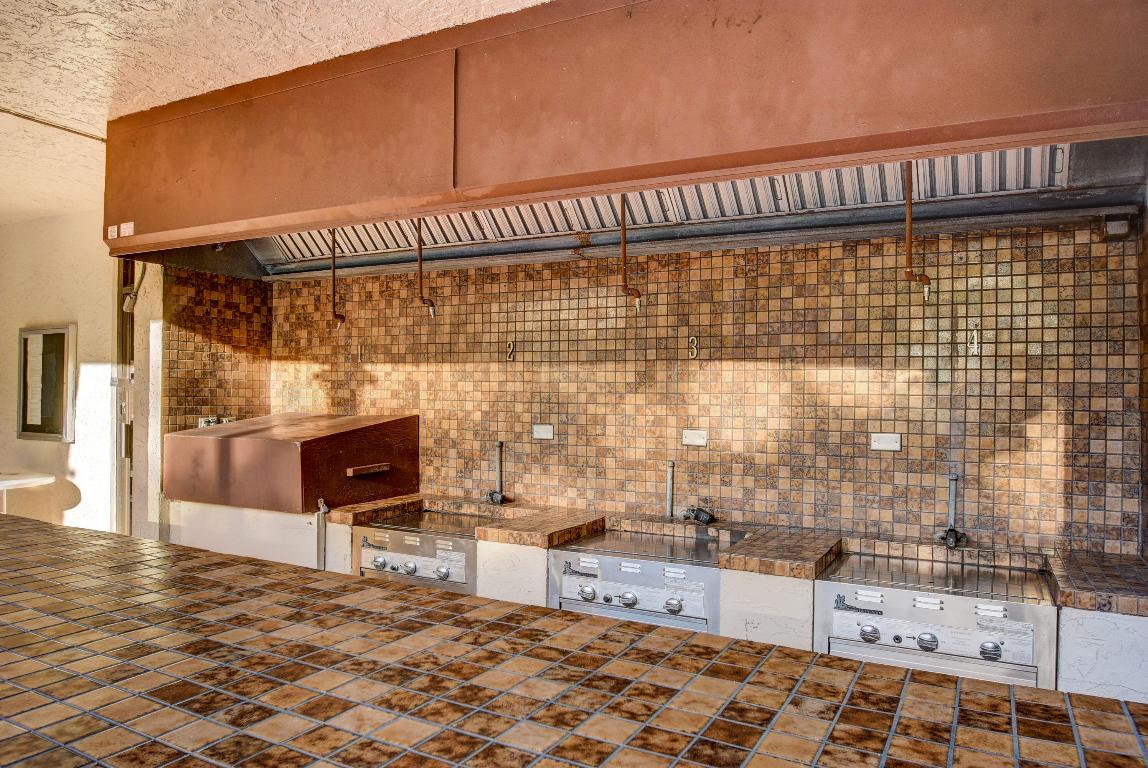 2070 Homewood Boulevard 5170