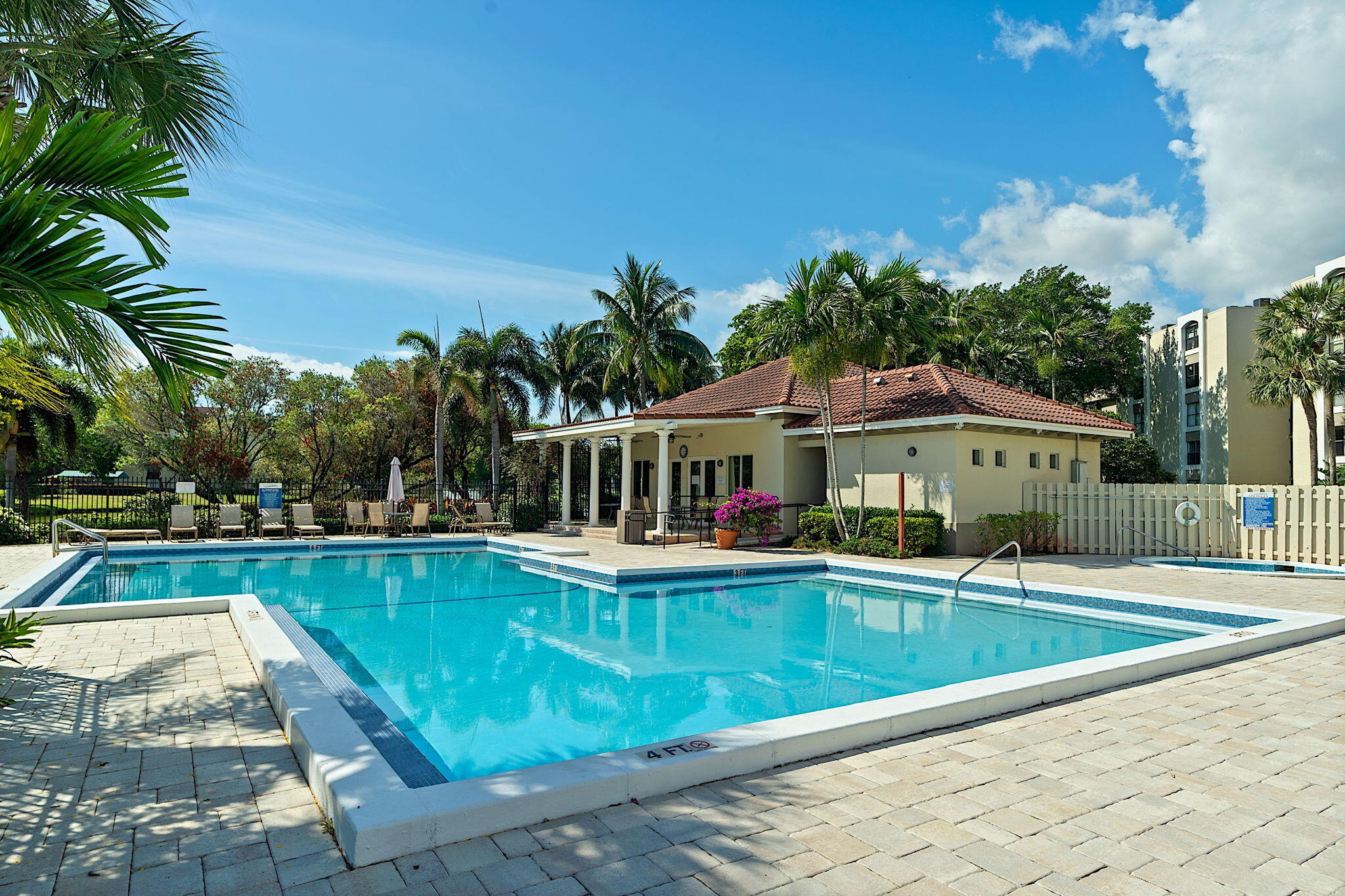 950 Lavers Circle Apt F-205