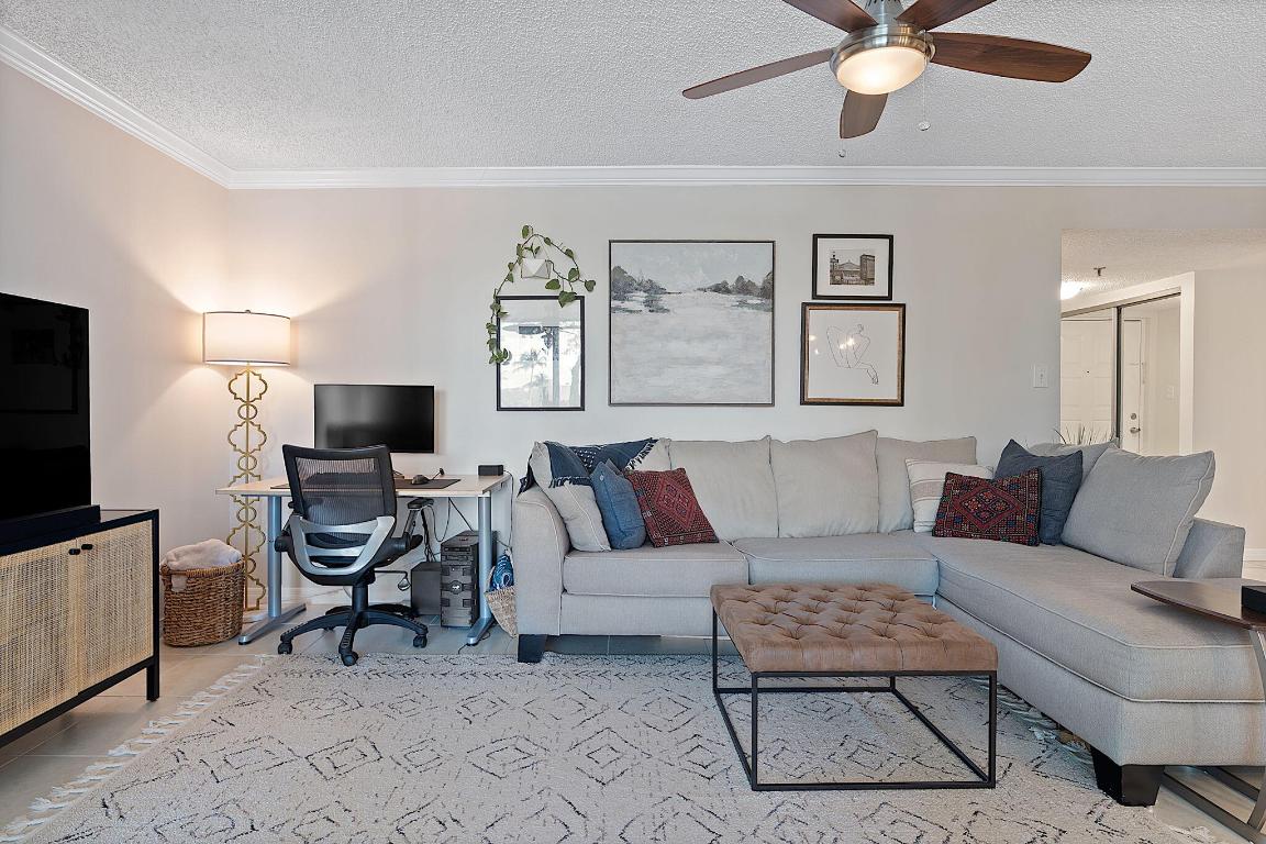 950 Lavers Circle Apt F-205