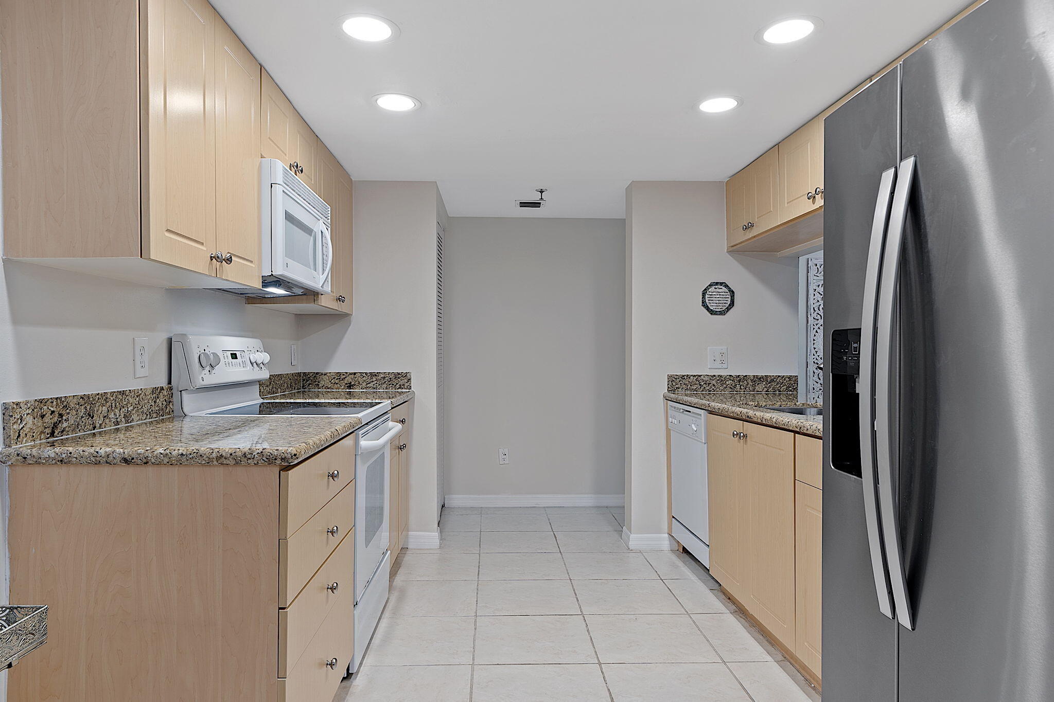 950 Lavers Circle Apt F-205