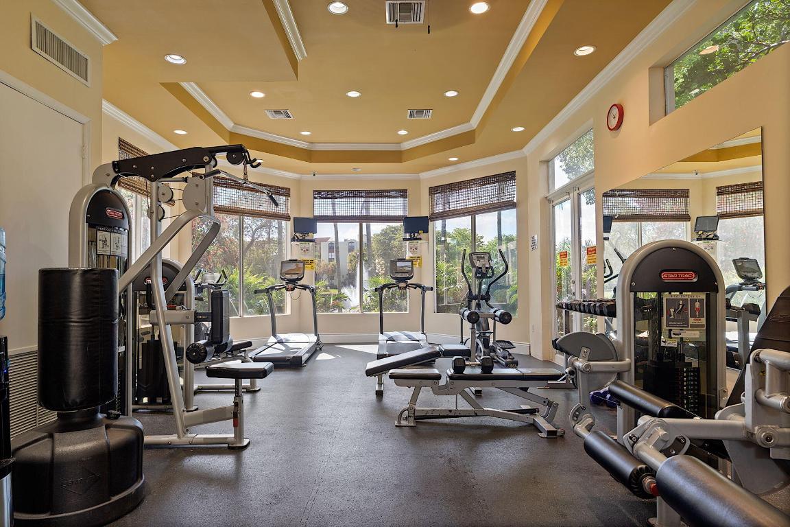 950 Lavers Circle Apt F-205