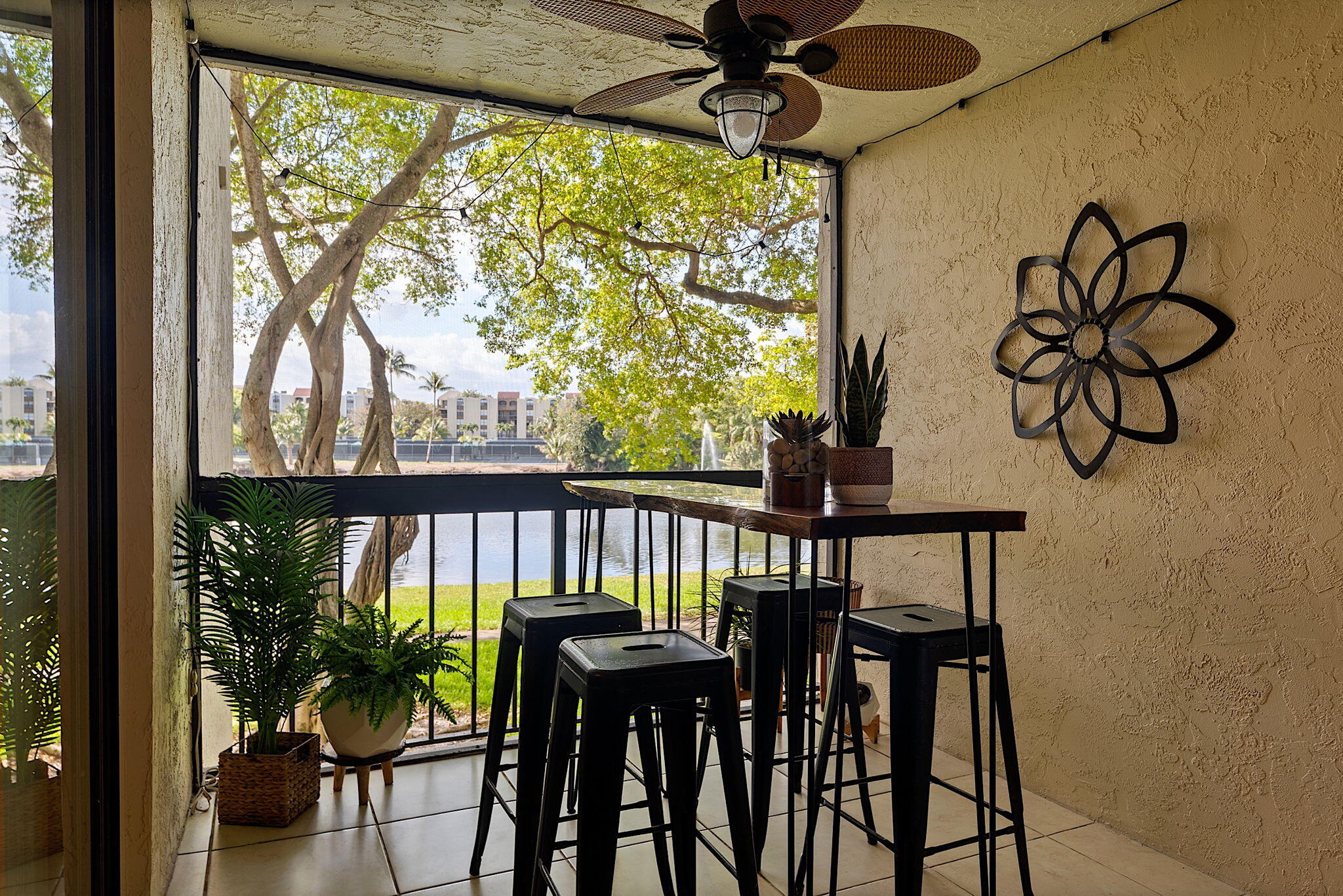 950 Lavers Circle Apt F-205