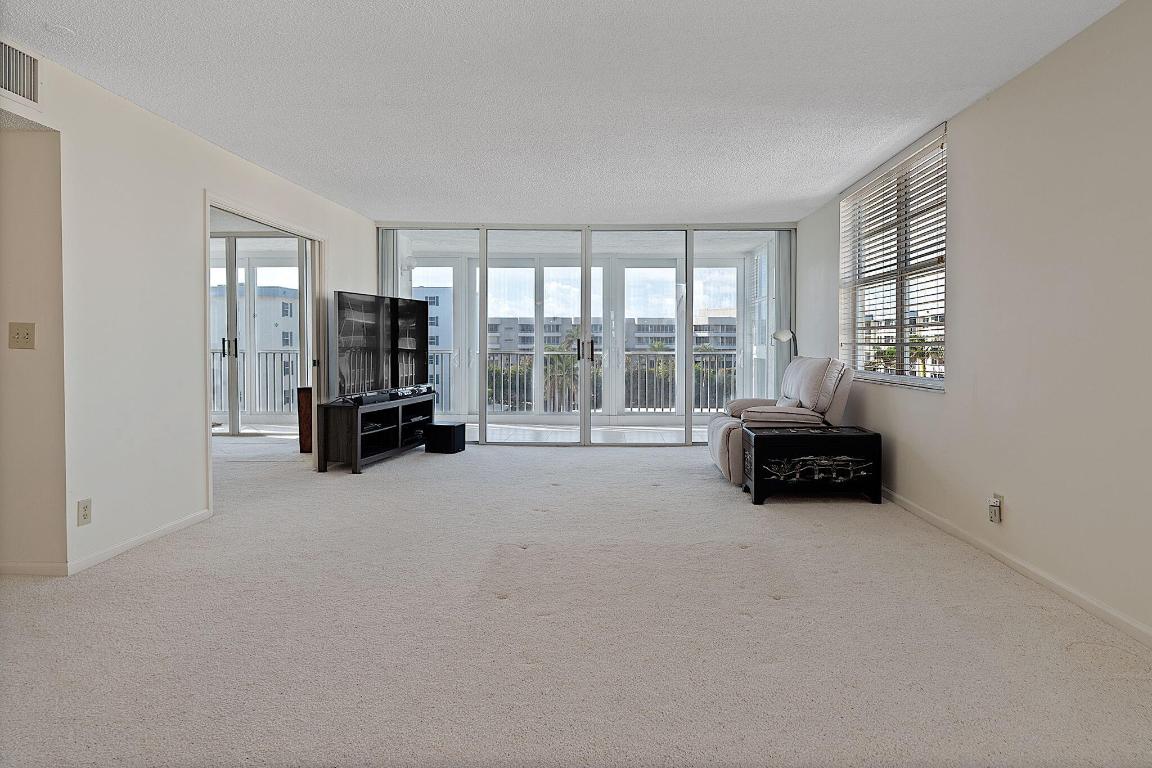 1 Harbourside Drive 3606