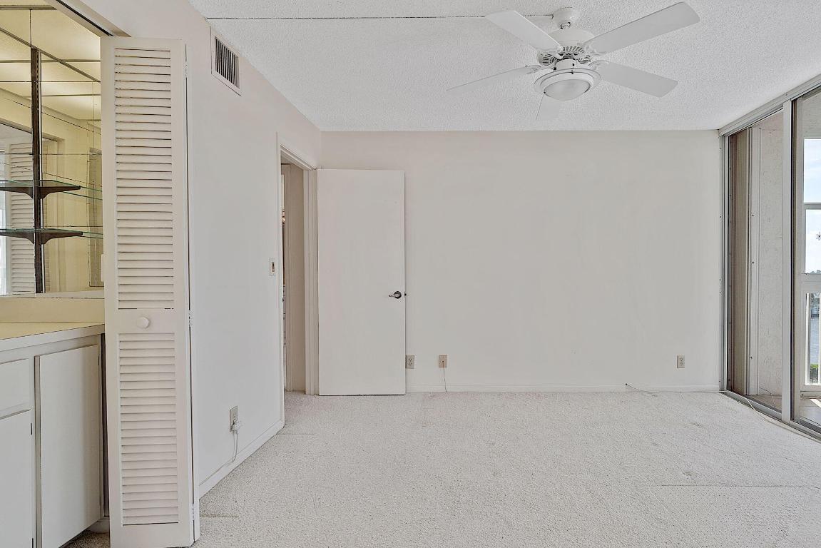 1 Harbourside Drive 3606