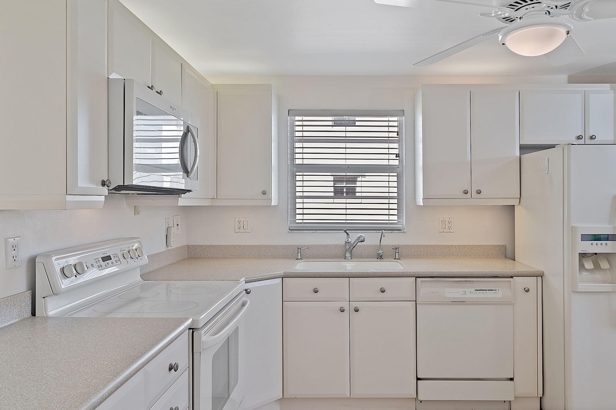 1 Harbourside Drive 3606