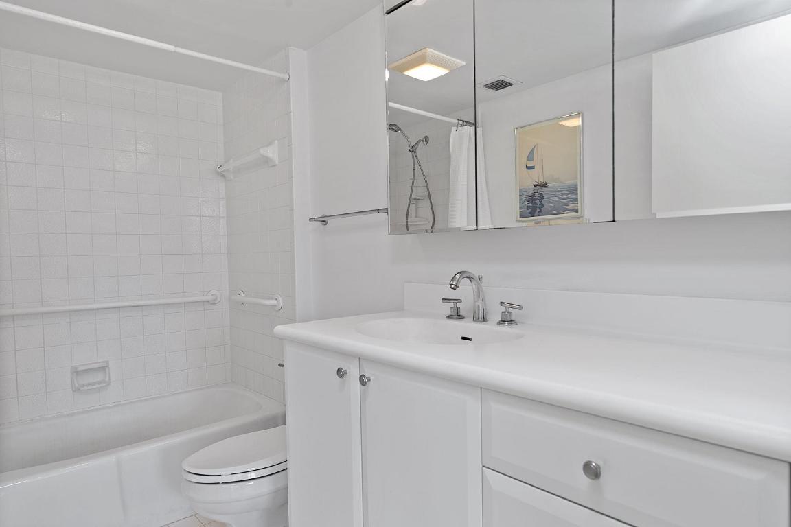 1 Harbourside Drive 3606