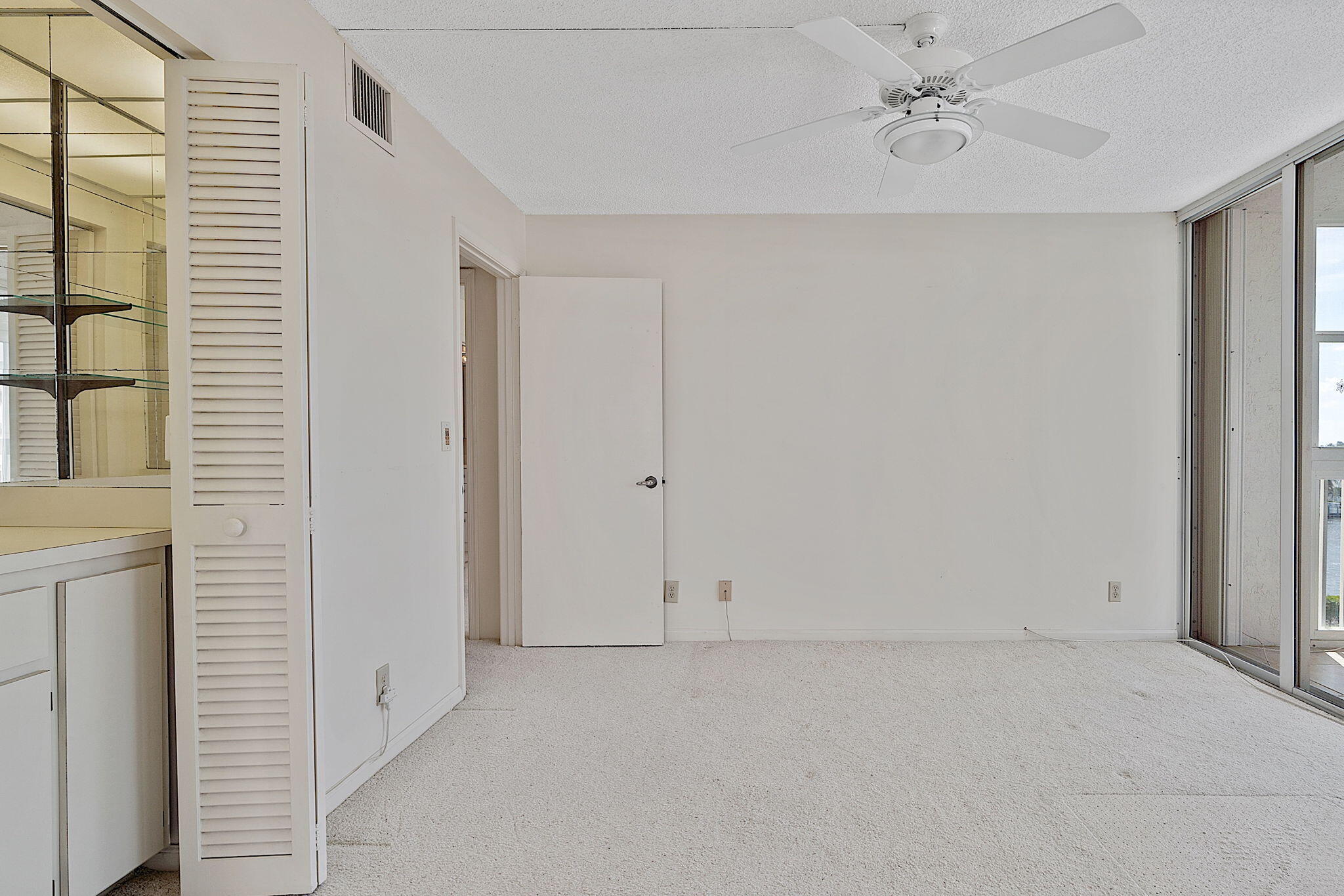 1 Harbourside Drive 3606