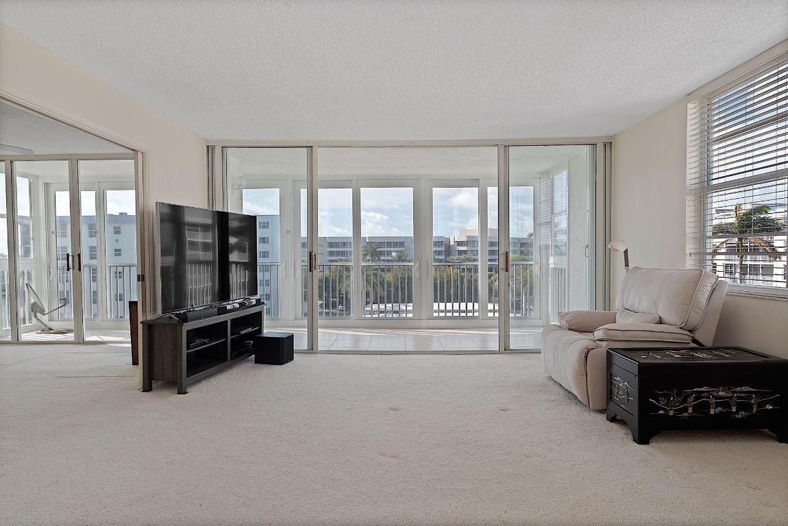 1 Harbourside Drive 3606