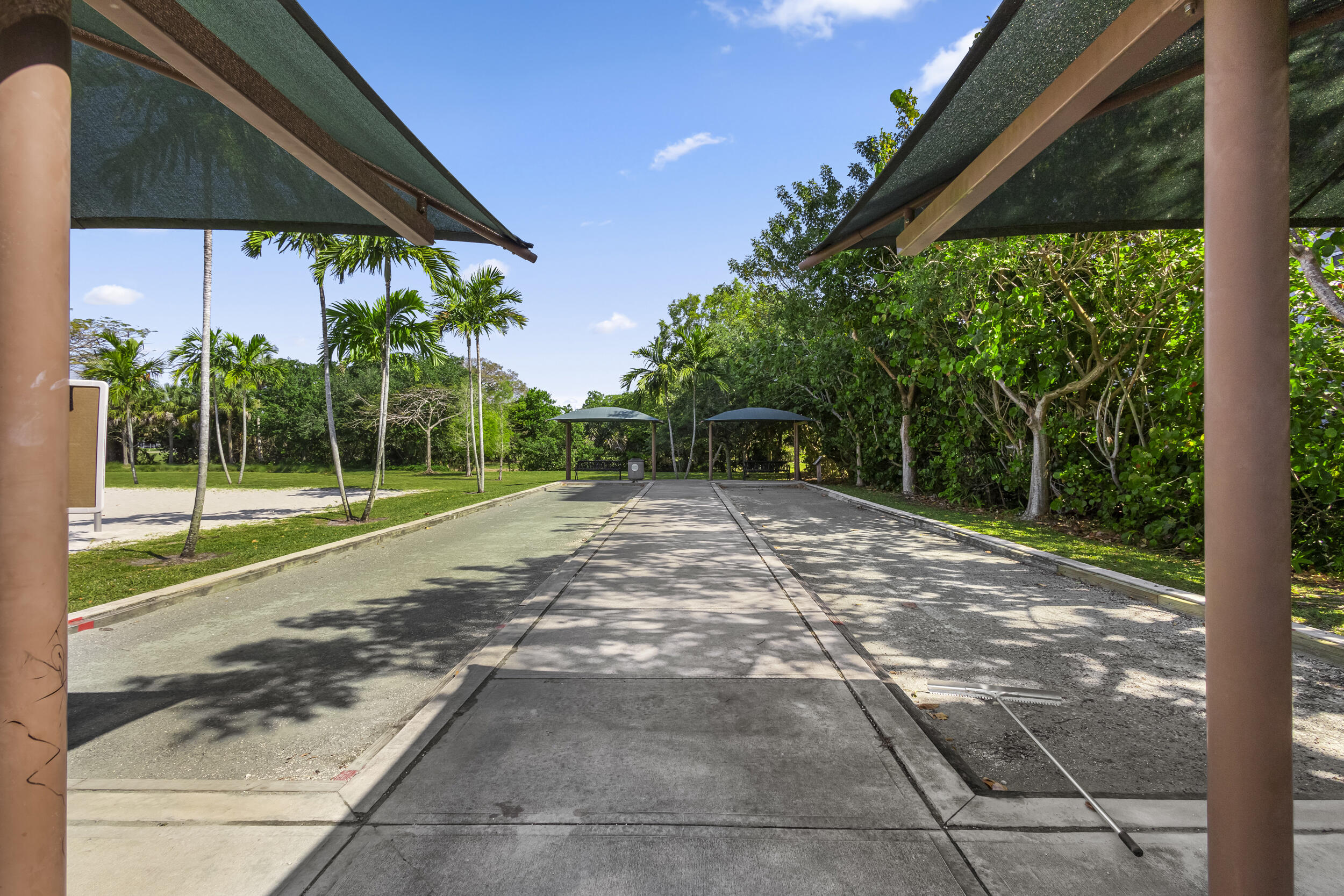 3600 Oaks Clubhouse Drive 108