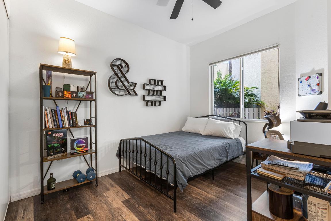 3600 Oaks Clubhouse Drive 108