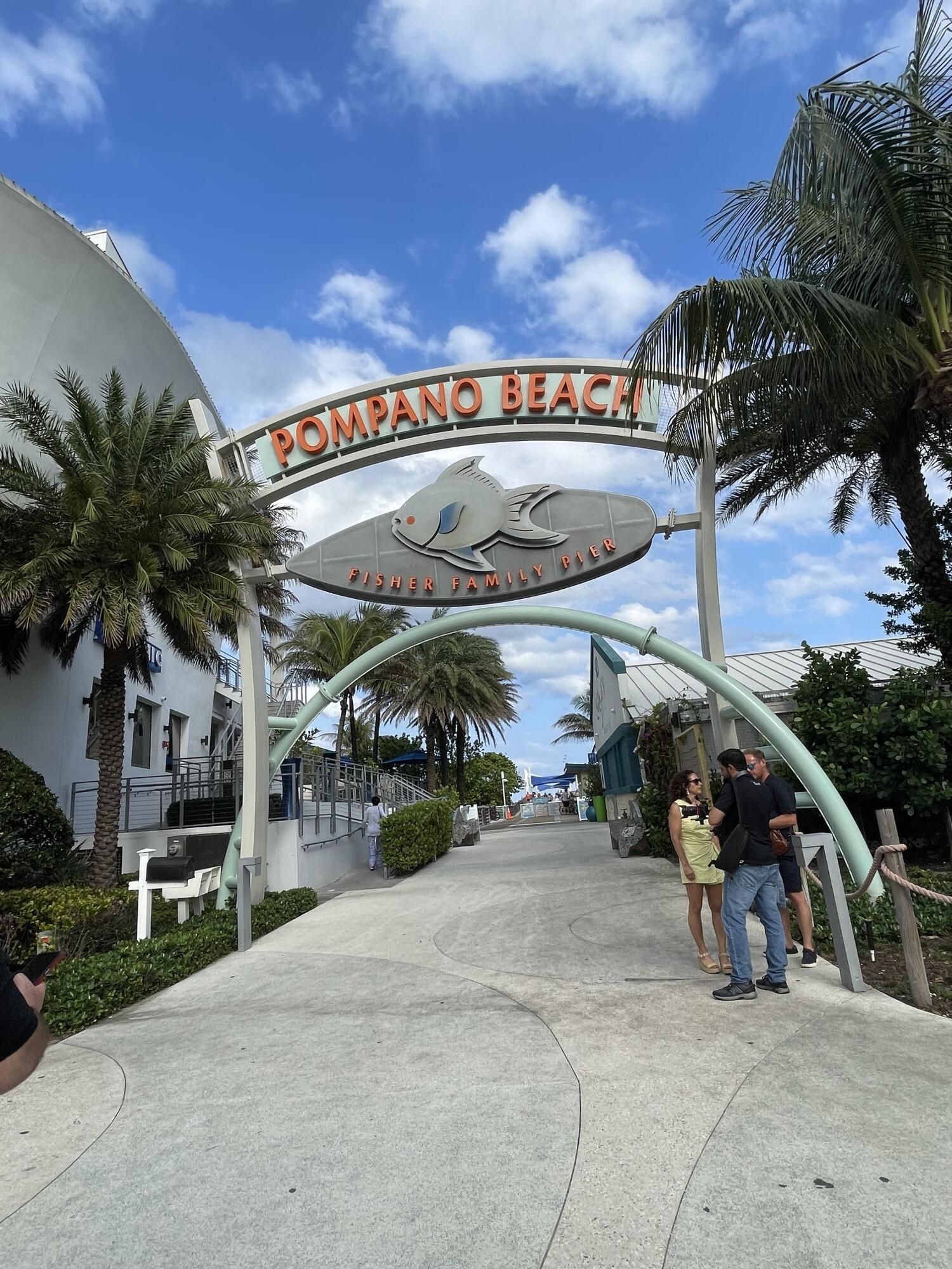 3600 Oaks Clubhouse Drive 108