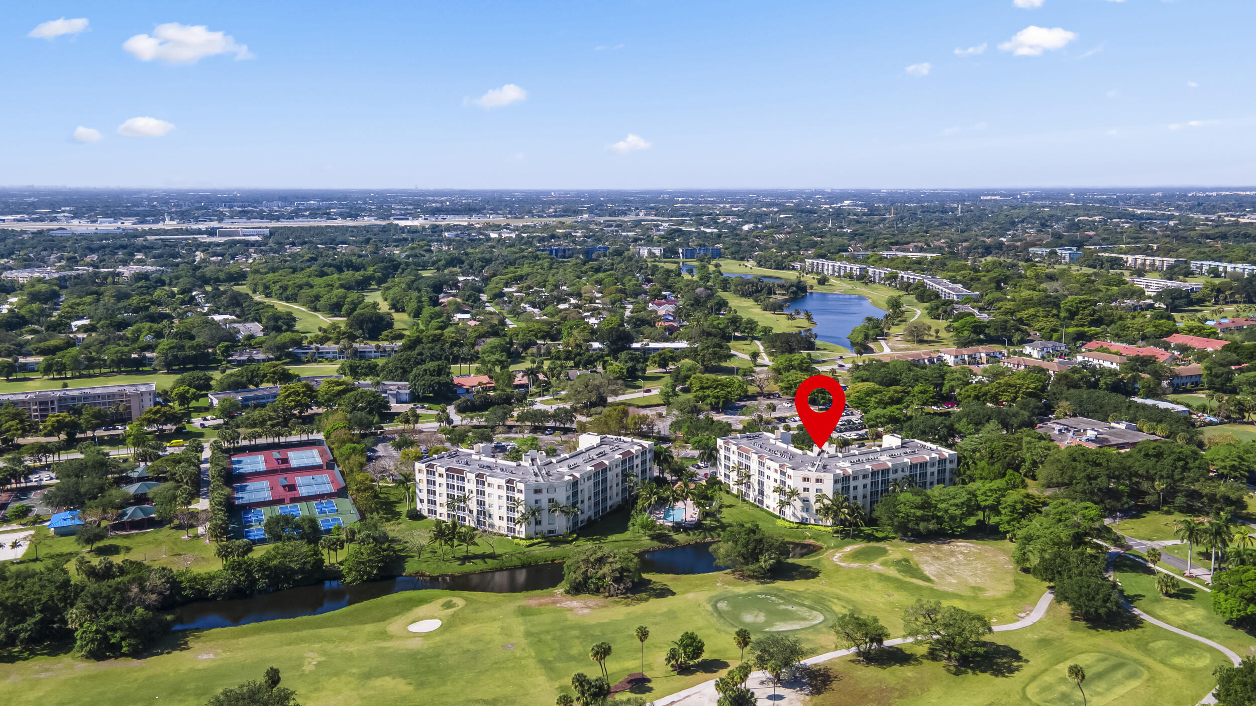 3600 Oaks Clubhouse Drive 108