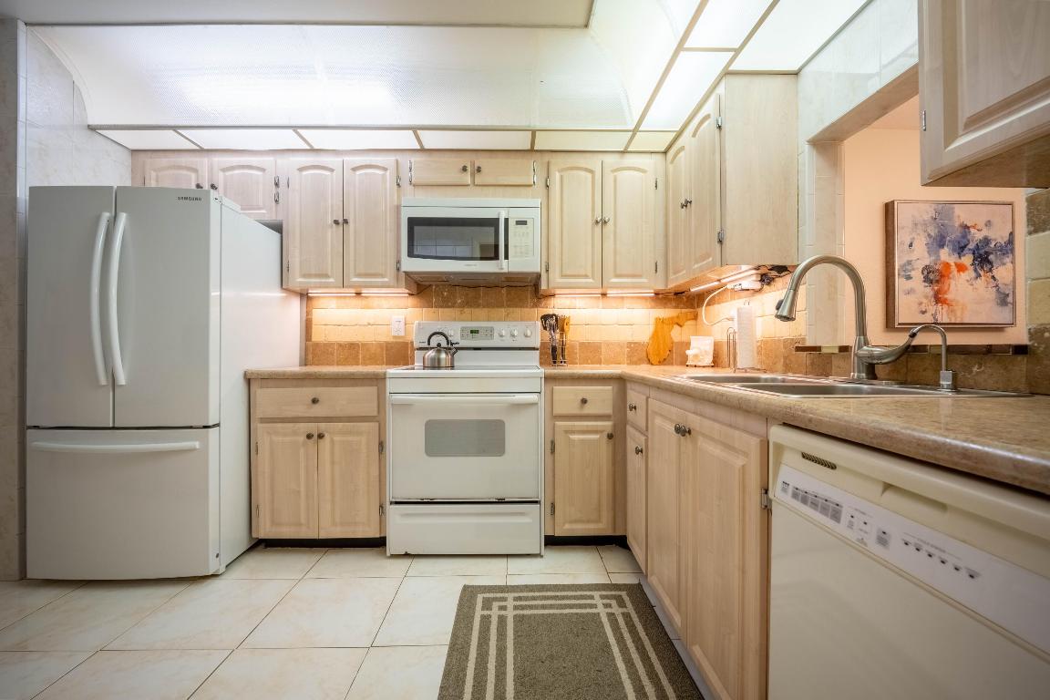 2916 SW 22nd Circle 201d