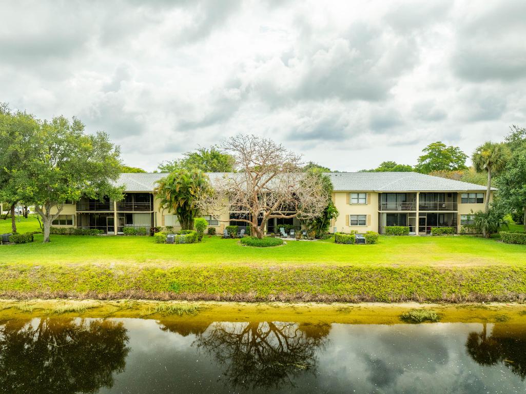 2916 SW 22nd Circle 201d